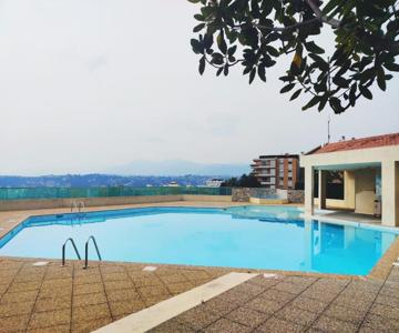 2 bedroom flat with terrasse & car-park Nice Ouest