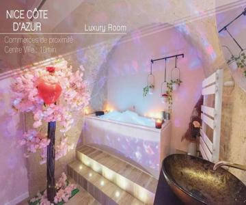 Love Room Avec 2 Jacuzzi Balnéo, Parking