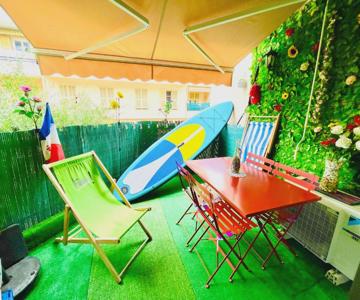 studio city center beach side free paddle beautiful terrace