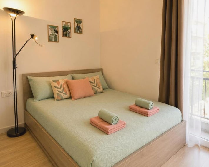 Cozy Studio, 2-Min Walk to Beach and Promenade