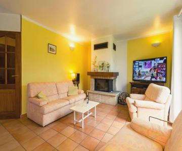 Holiday Home In Noves With Swimming Pool