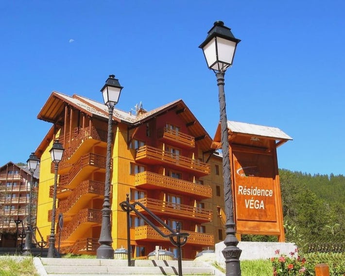 Spacious Mountain Stay For 7