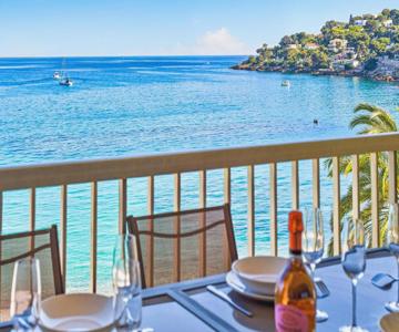 splendide Vue Front De Mer, Terrasse, Gare Train