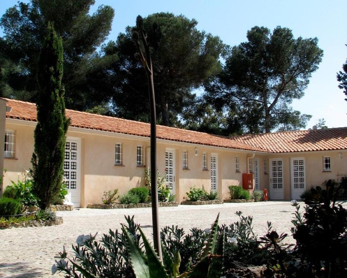 Athéna MOTEL