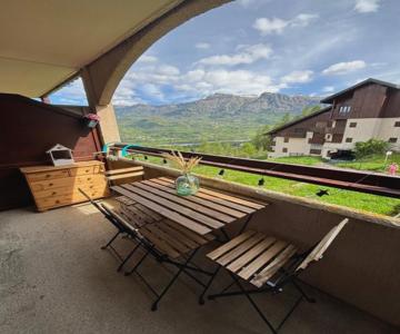 Studio confortable et chaleureux, vue magnifique