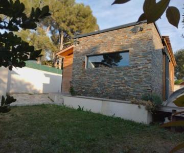 Cabanon Avec Dépendance