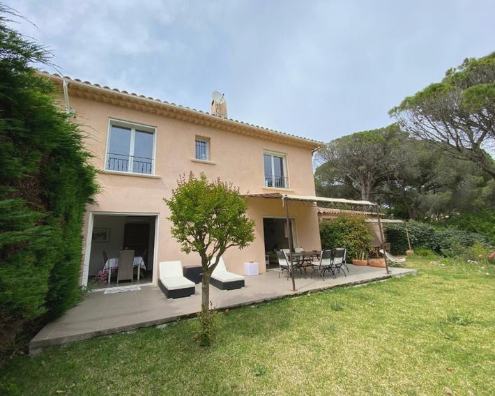 VILLA Saint Raphael Valescure Piscine Clim Wifi Golf