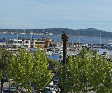 Maison de village rénovée avec vue mer exceptionnelle