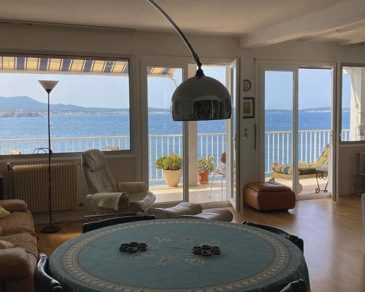 Sanary Bay View Apartment