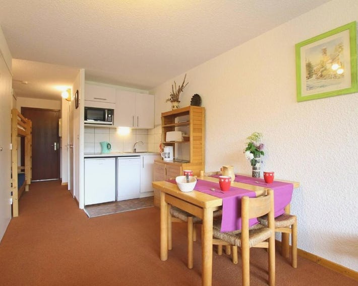 Studio coin montagne 4 pers avec balcon, piscine, à 50m du télécabine - La Salle les Alpes - FR-1-33