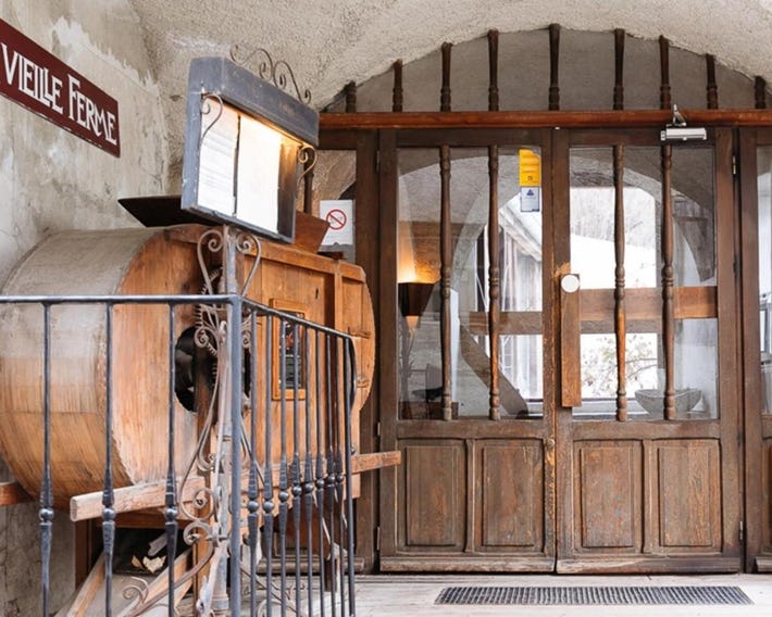 Langley Hotel Ski Lodge La Vieille Ferme
