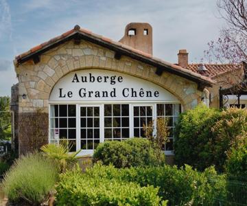 Le Grand Chêne De Sillans