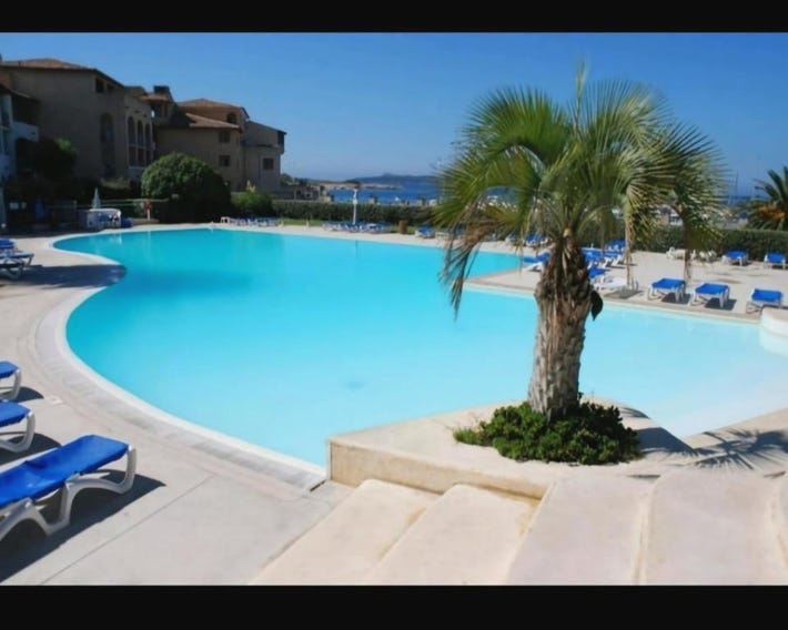 Appartement t2 - bord de mer - Piscine