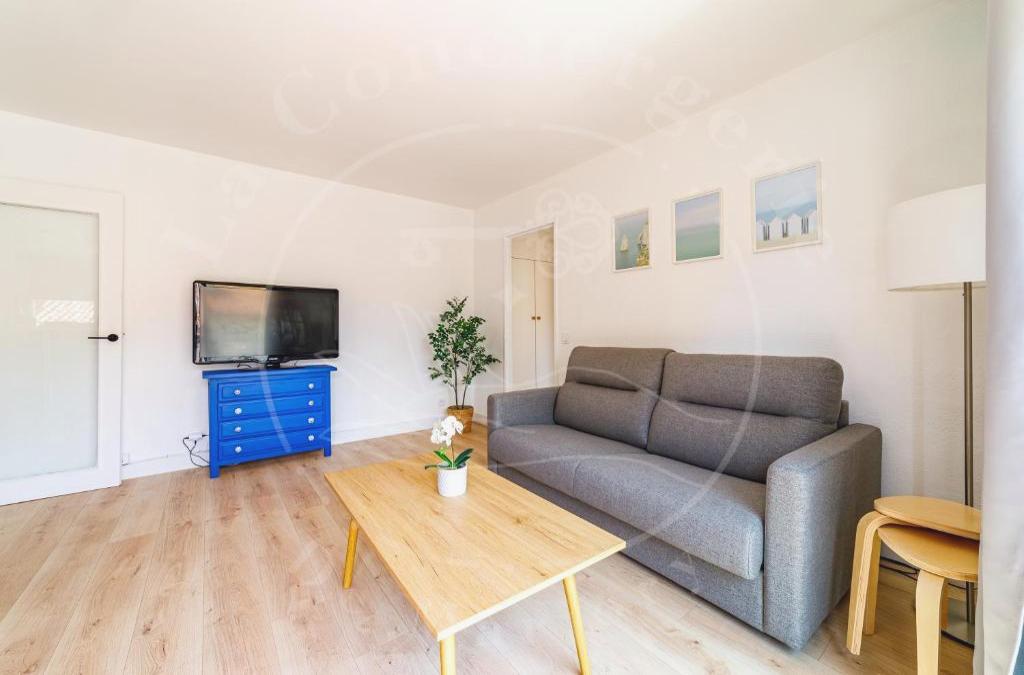 Haute Ville - T2 Cosy Avec Clim & Balcon