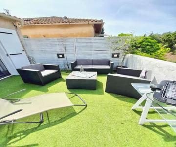 T3 Haut De Villa Avec Terrasse De 25m2