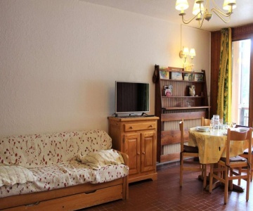 Appartement Vars, 1 Pièce, 4 Personnes - Fr-1-330b-124