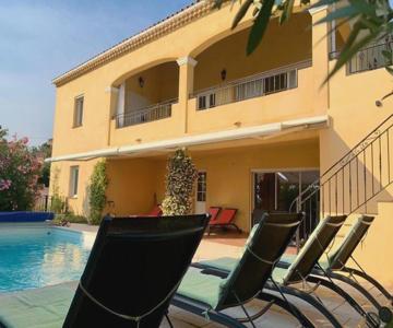 Spacious Villa In Vidauban With Private Pool