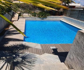 2 Pièces Rez-de-jardin Dans Maison Avec Piscine