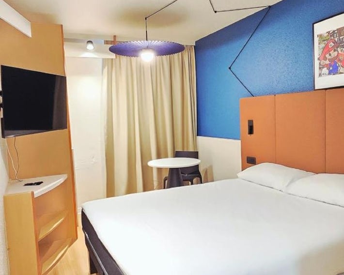 ibis Lyon Est Bron