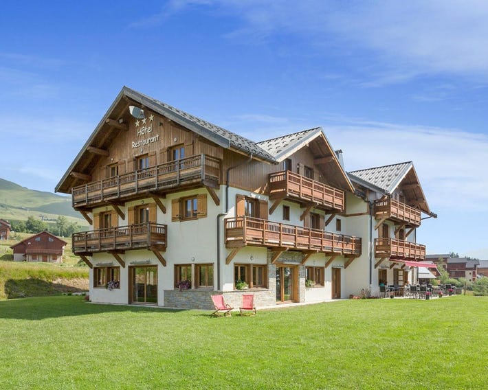 Chalet-hôtel Le Beausoleil, The Originals Relais
