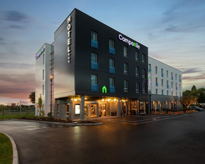 Hôtel Campanile Smart Lyon Est - Eurexpo Bron Aviation