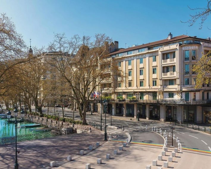 Le Splendid Hotel Lac D'Annecy - Handwritten Collection