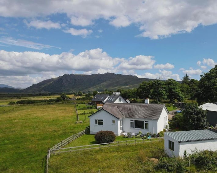 The Sheiling holiday home with gorgeous views over the isles