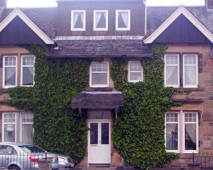 The Old Tramhouse Self Catering Traditional Charming Apartments Located In The Heart Of Historic Sti