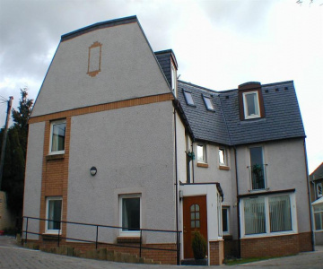 Featherhall Garden Court