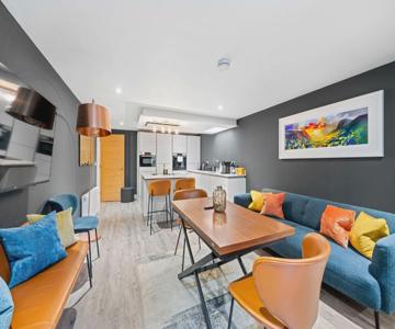 RÌgh Properties - Luxury West End Artisan Apartment