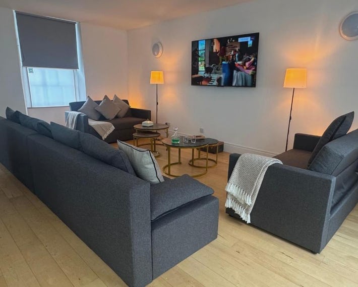 Squarezzz - Group Accommodation