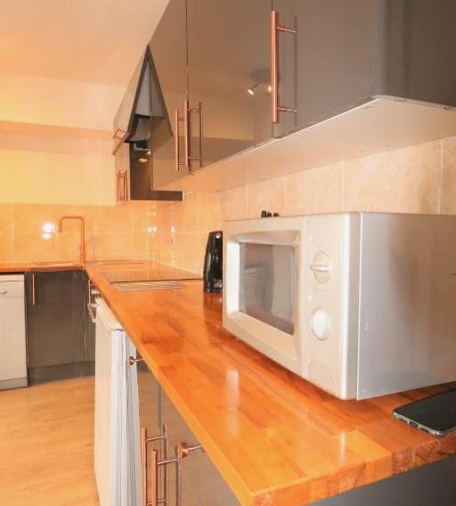 3 bedroom City Centre Apartment in Lauriston Place