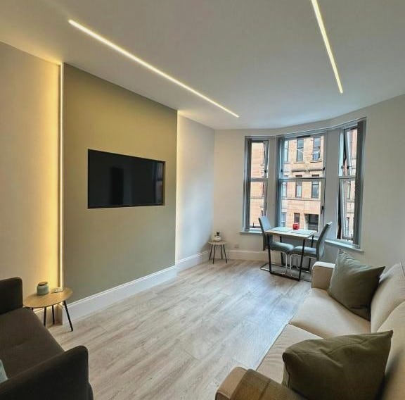 Glasgow West End Tenement Apartment