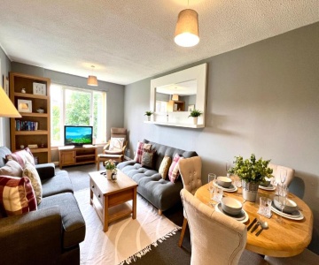 Spacious 2 Bed-flat In Glasgow City - Free Parking