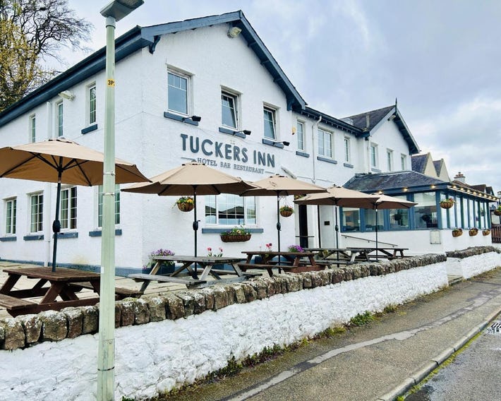 Tuckers Inn