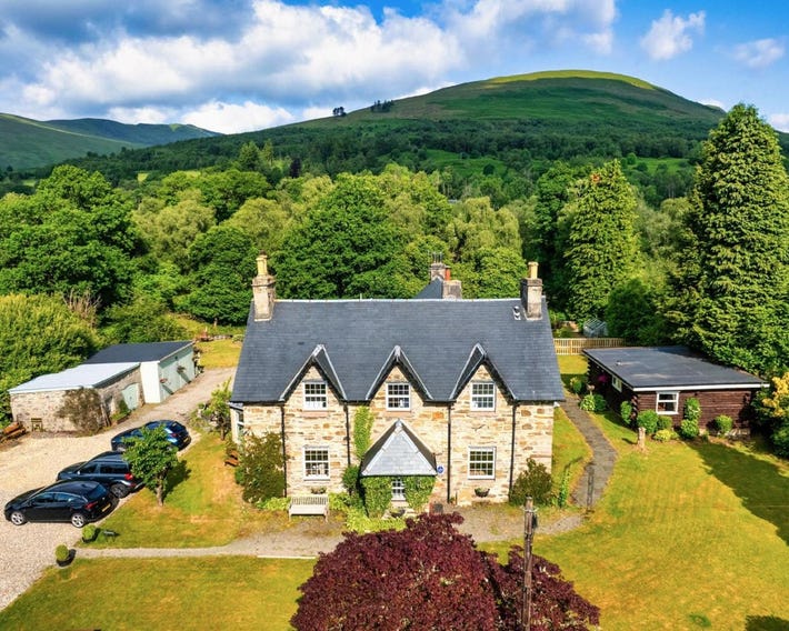 Mansewood Country House