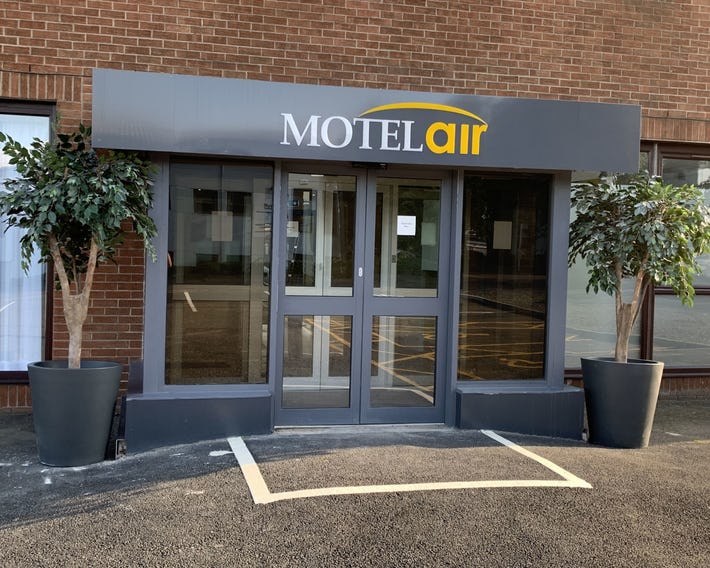 Motel Air Glasgow Airport
