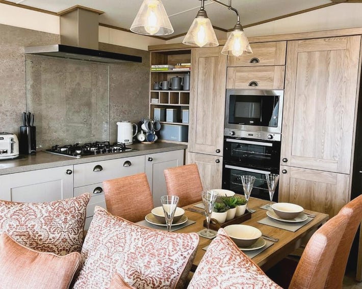 Luxury 2 bedroom holiday home with stunning views
