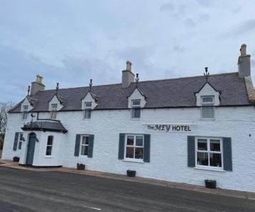 Castle Arms Hotel