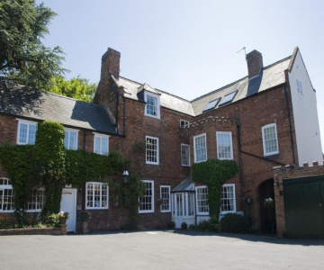 Kegworth House Hotel - Guest House