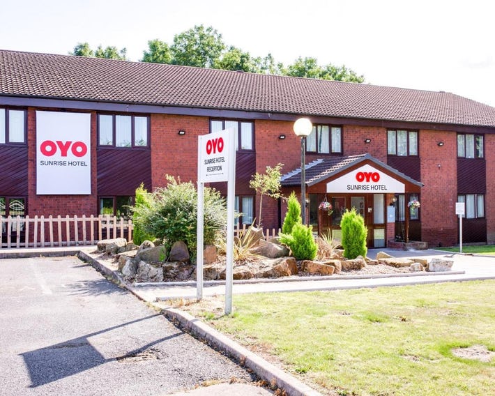 OYO Sunrise Hotel