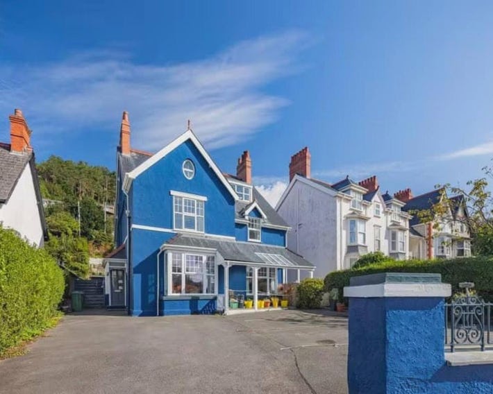Pencartref- Luxurious Seaside Apartment Aberdovey