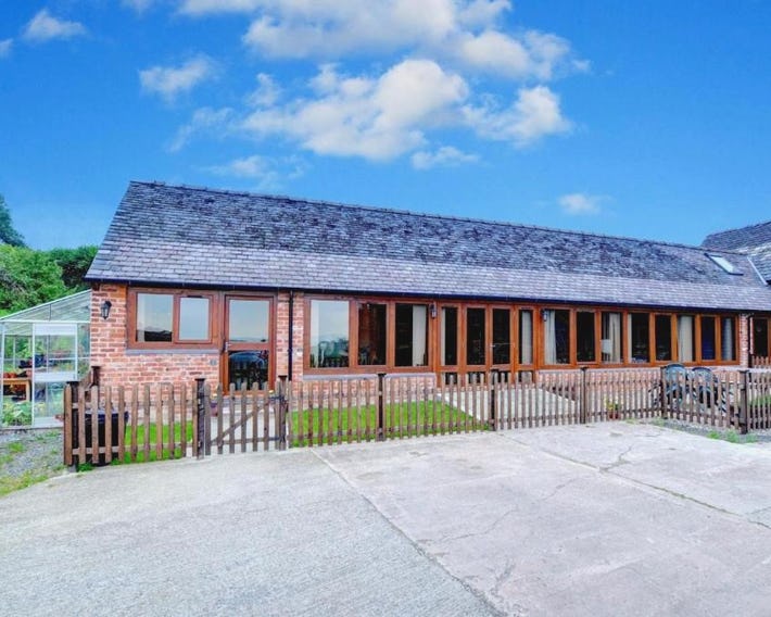2 Bed in Welshpool oc-wab256