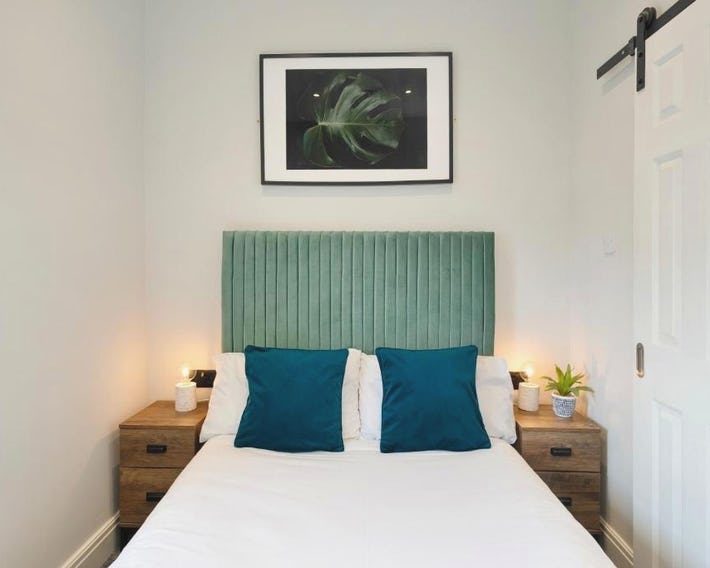 Cosy Modern Apartment With Free Parking