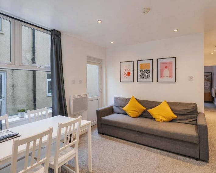 2 Bedroom Aprtmnt For Upto 6 Nr Centre, Uni &Parks