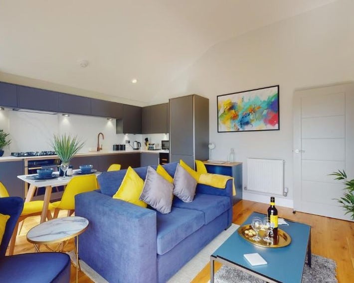 Chic 1BR flat in Prime Location