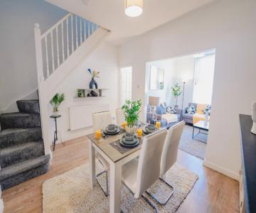 New 2br Home Comfy And Spacious