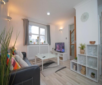 Sealock Mews By Property Promise