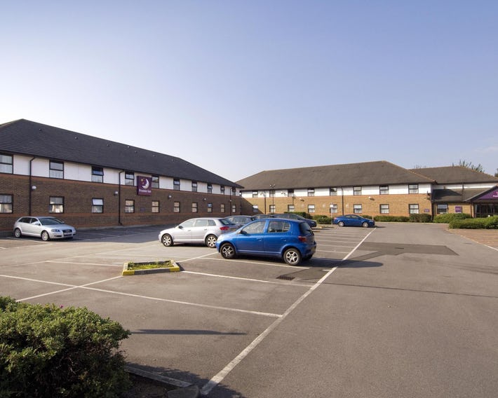 Premier Inn Cardiff City South