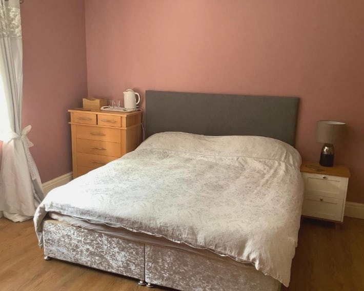 Two Bedrooms, One Super King bedroom,plus two single beds plus COT & One Double Bedroom, plus two si